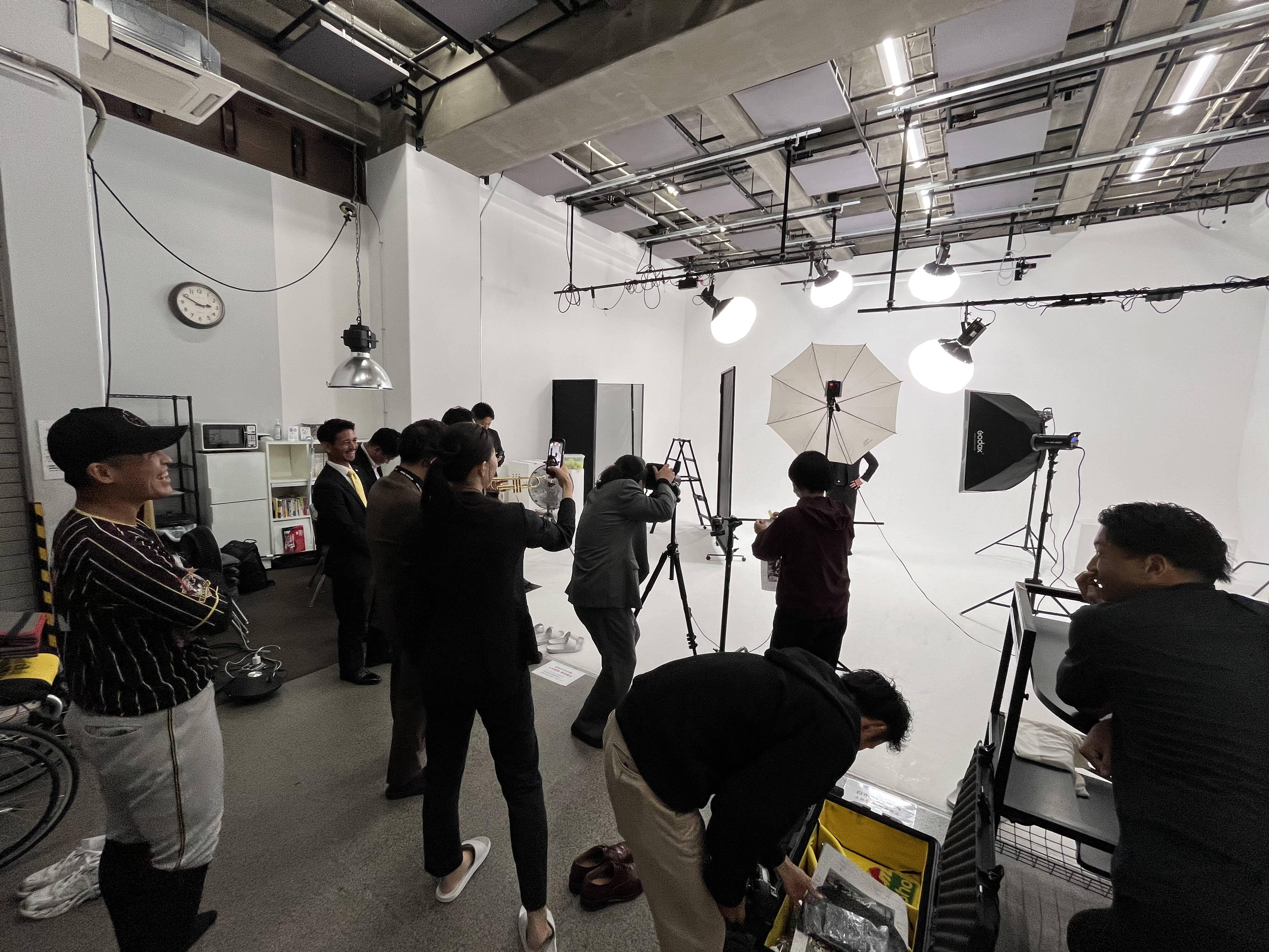 Nine Groupの会社パンフレット表紙撮影風景